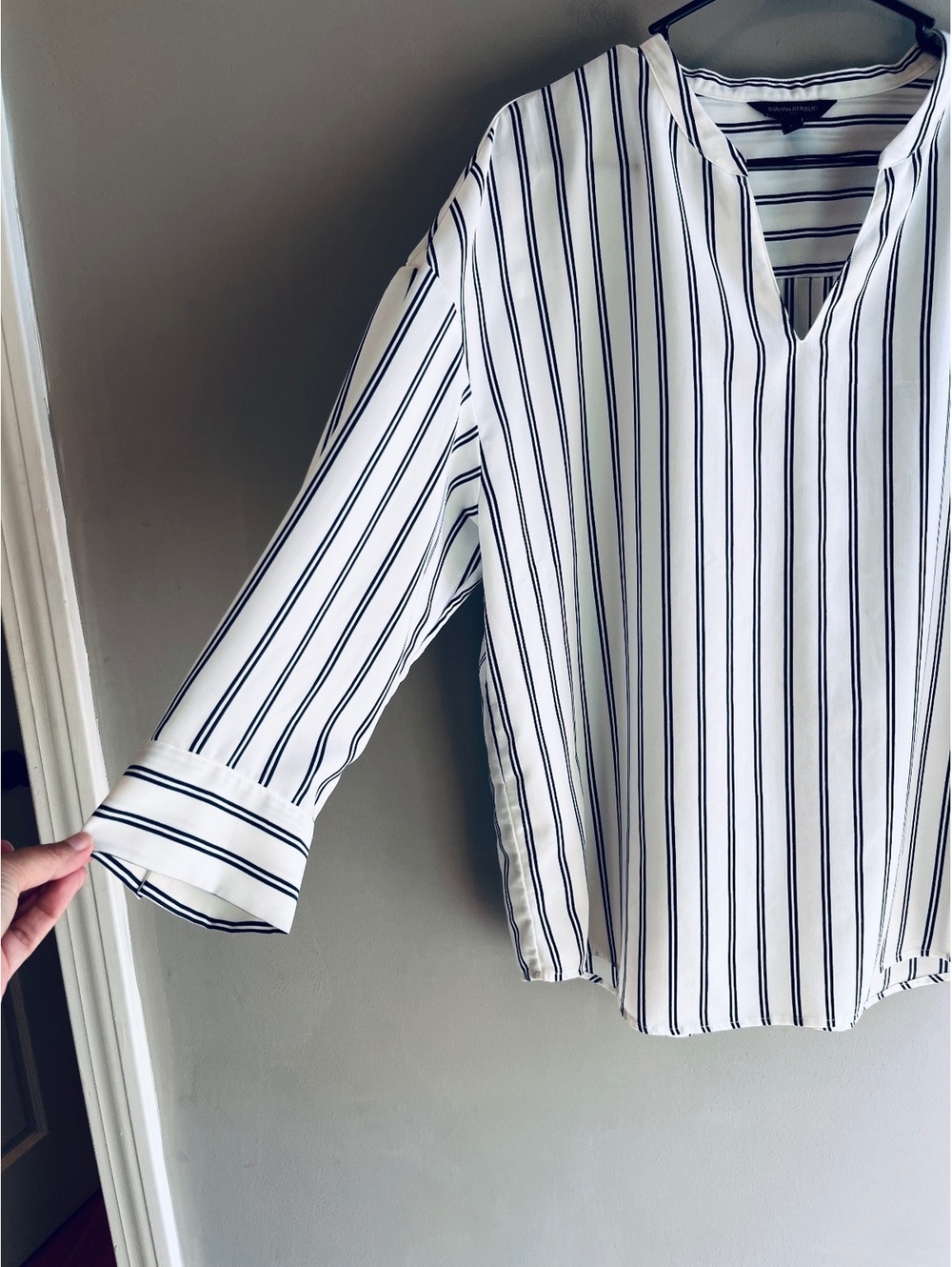 Banana Republic Classic Black White 3/4 Length Sleeve Blouse Size Large - Picture 3 of 9